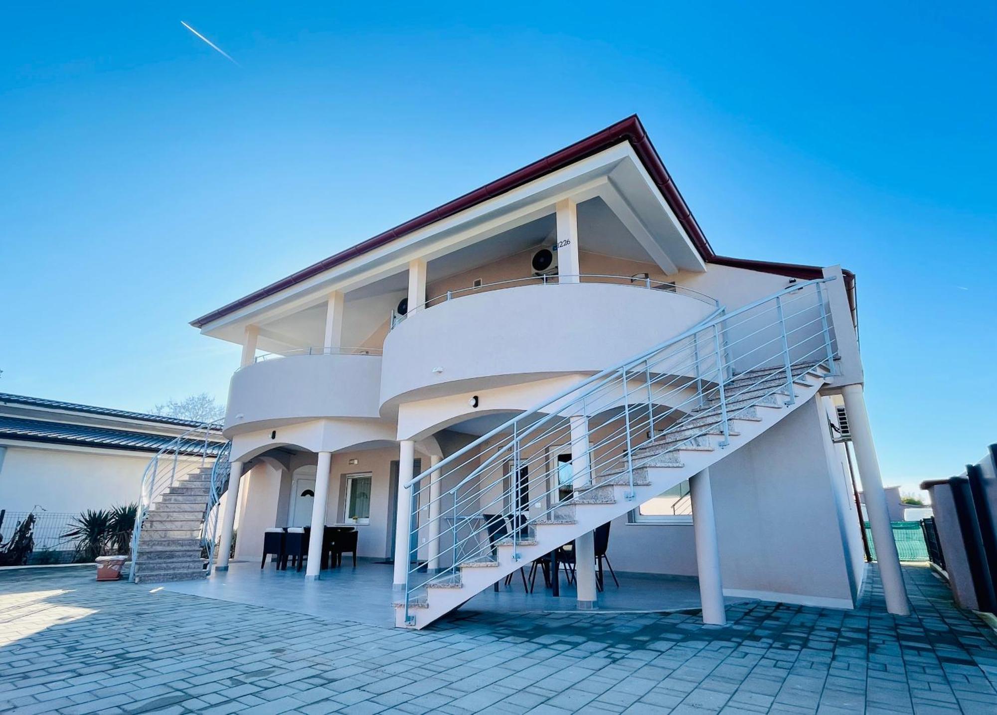 New Apartments Miya - Peroj Beach Luaran gambar