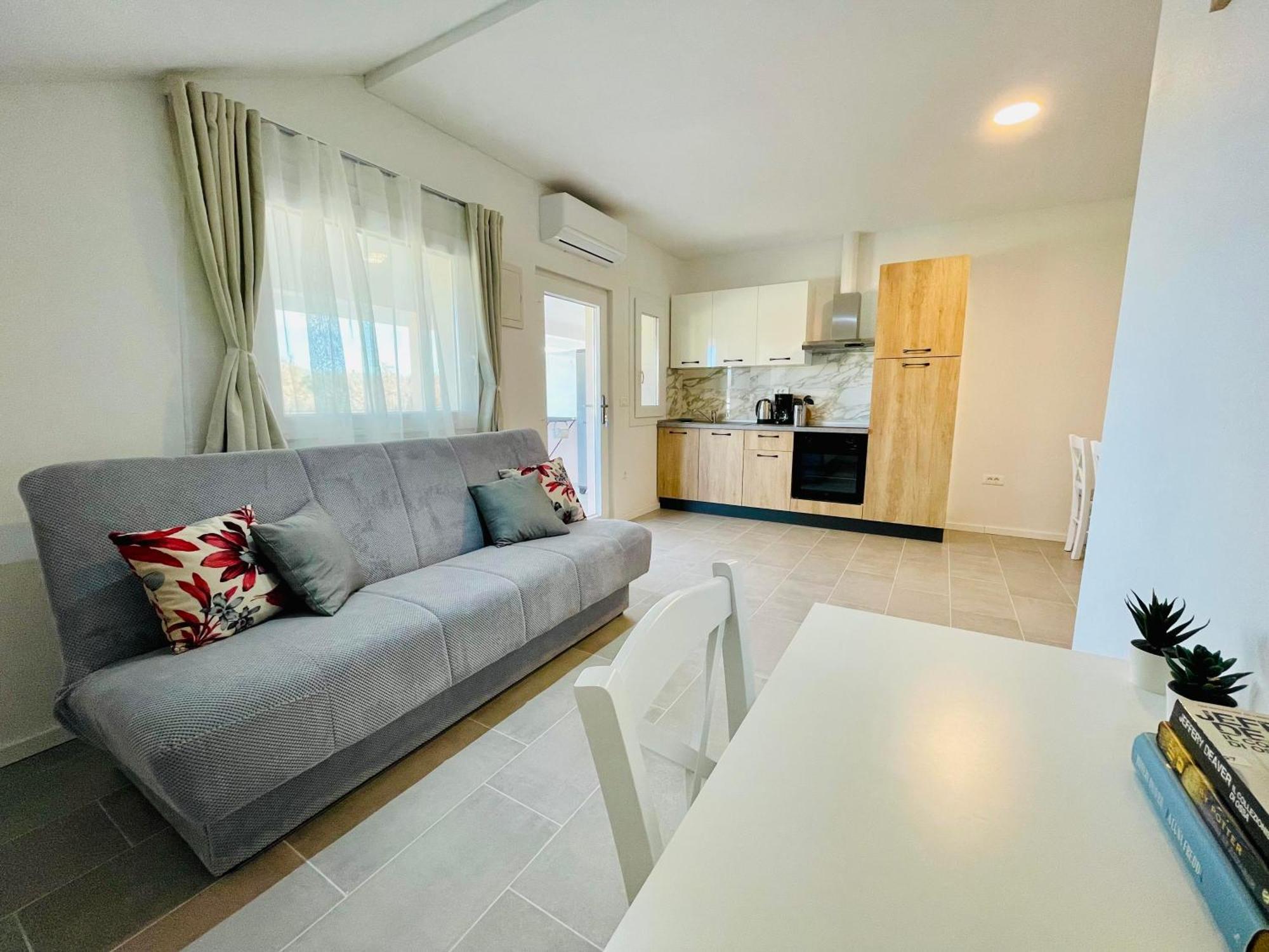 New Apartments Miya - Peroj Beach Luaran gambar